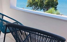 Mini Villas Avra